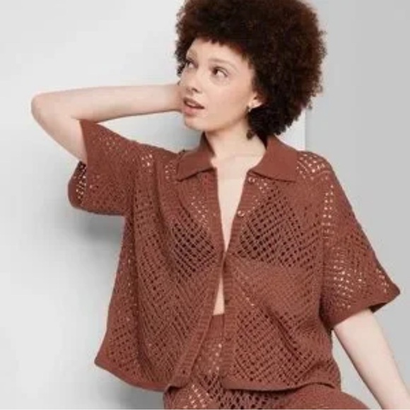 NWT Wild Fable Open Knit Short Sleeve Crotchet Button Down Top Size M Brown - Picture 1 of 9
